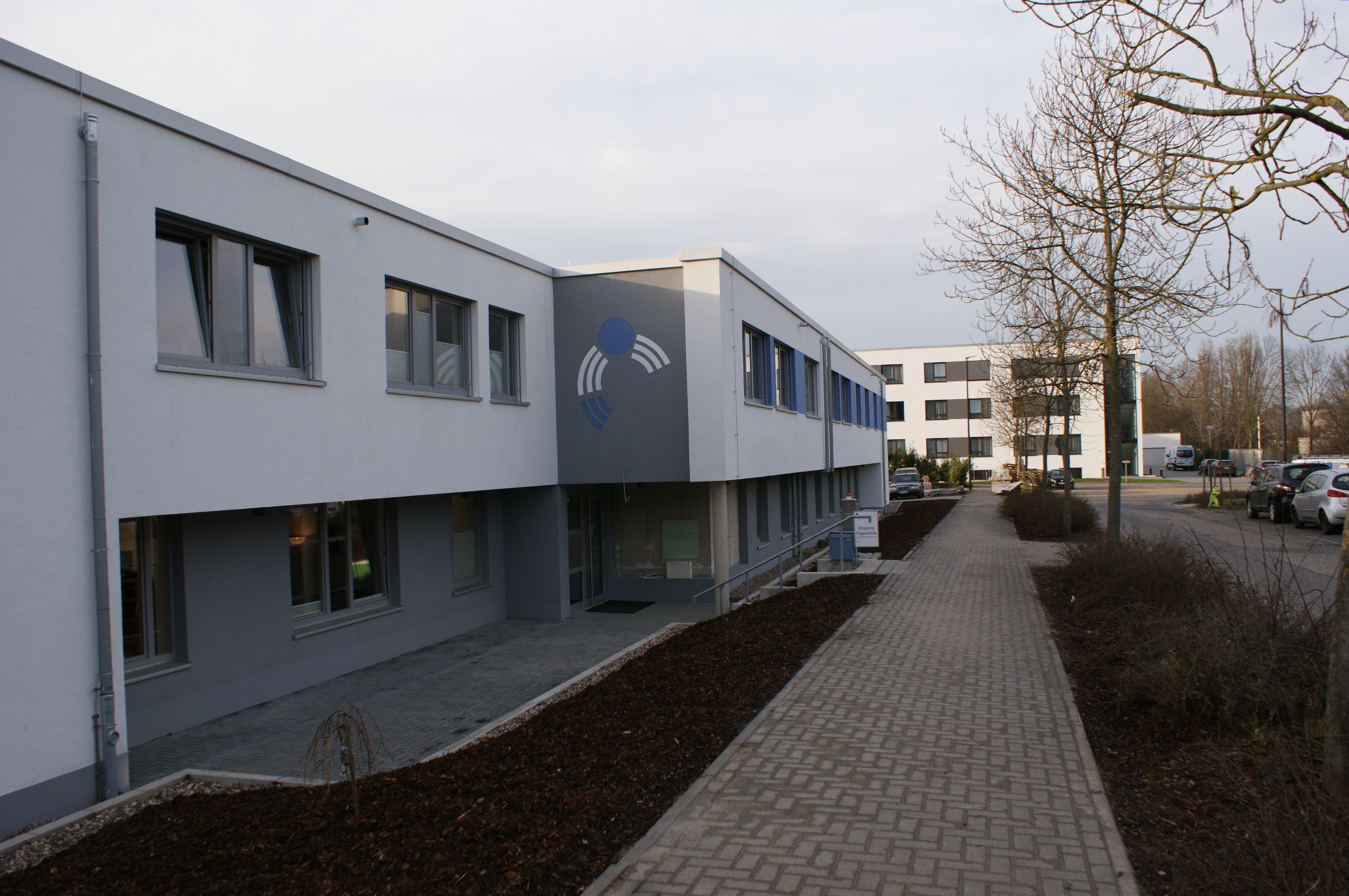 Fassade der psychiatrischen Tagesklinik in Hürth