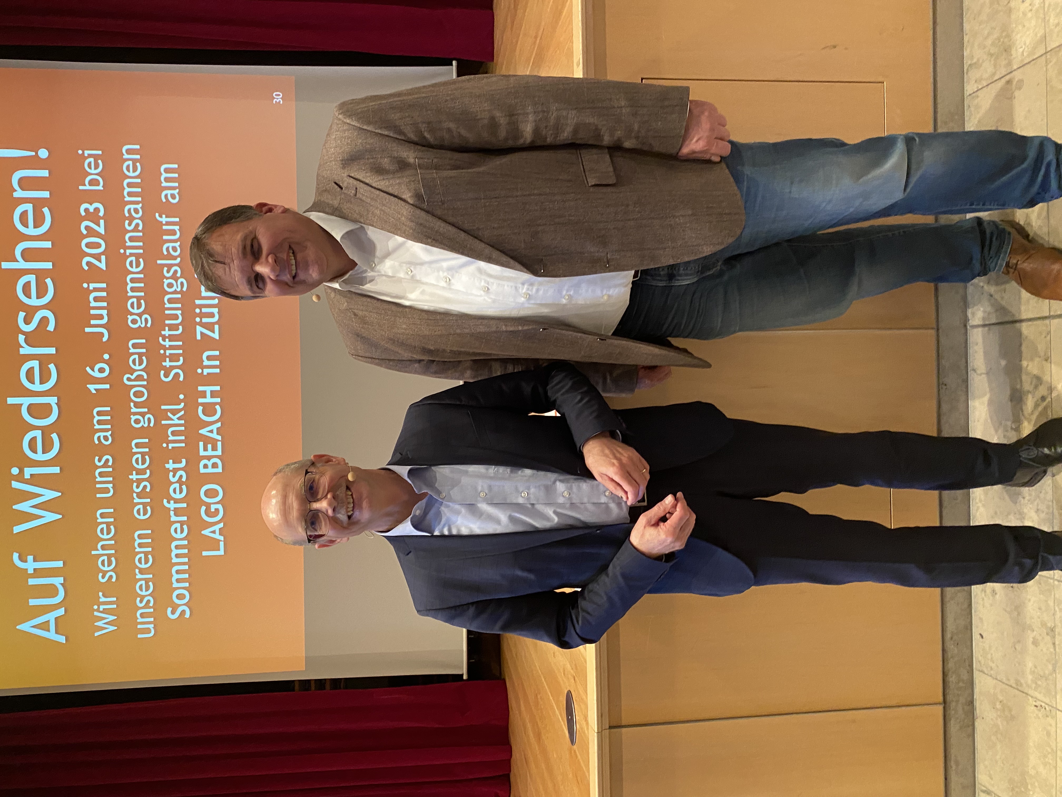 Dieter Kesper (links) und Thomas Gäde (rechts) im St. Vinzenz-Hospital in Köln-Nippes.