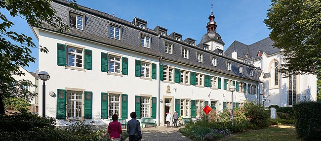 Seniorenhaus St. Adelheidis-Stift